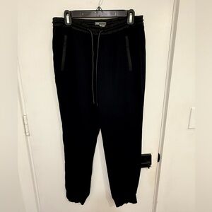 Vince crepe jogger pants in navy with black trim (M)